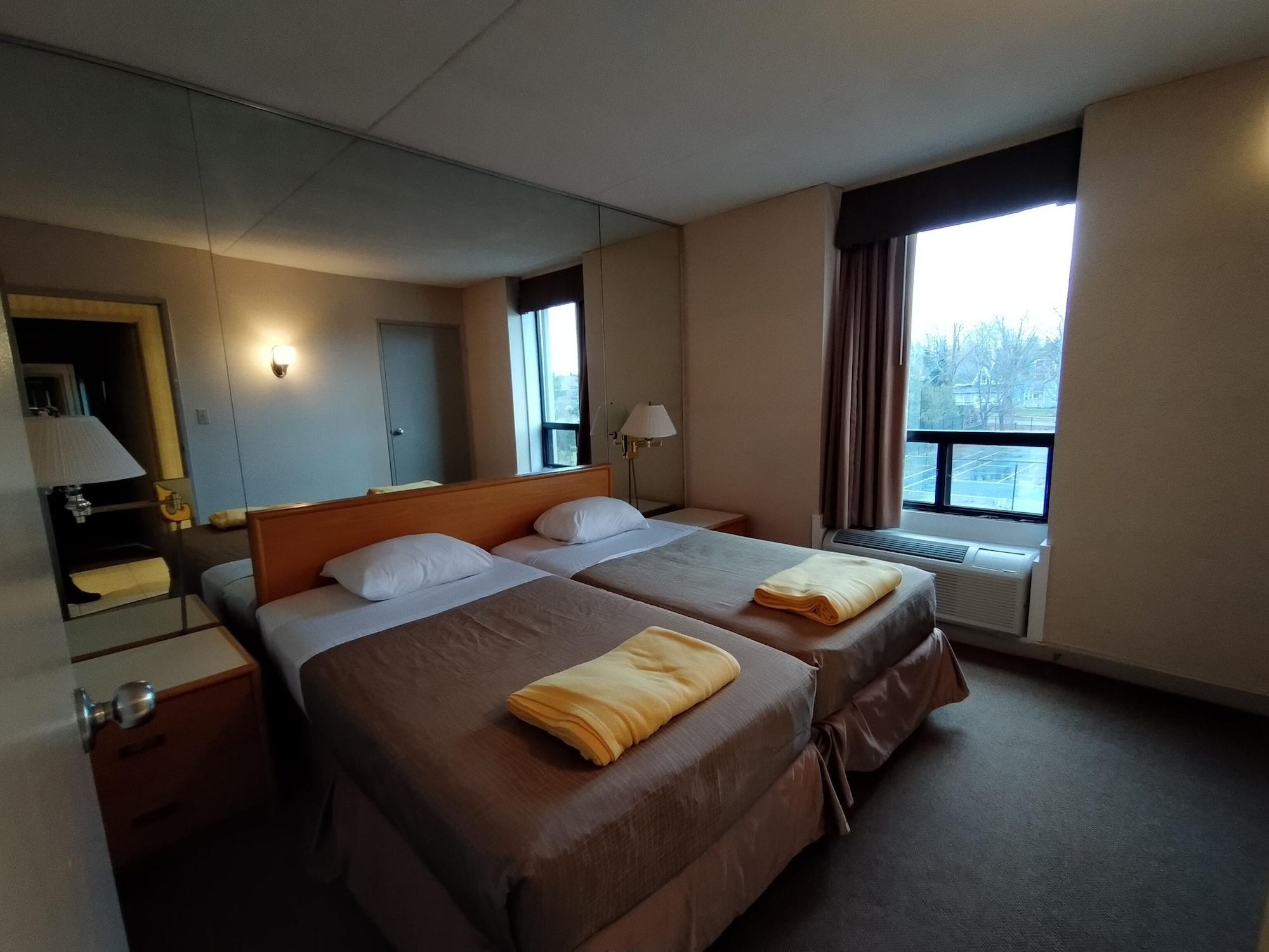Royal Harbour Resort Thornbury Esterno foto